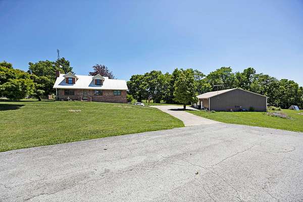 2.28 Acres of Land with Home for Sale in Lancaster, Kentucky