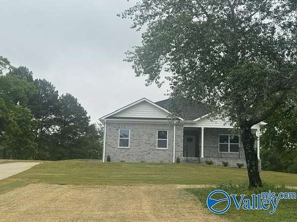 4.4 Acres of Land with Home for Sale in New Market, Alabama