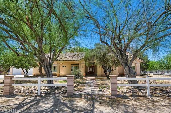 10 Acres of Land with Home for Sale in Las Vegas, Nevada