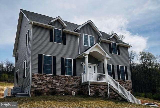 2.66 Acres of Land with Home for Lease in Front Royal, Virginia