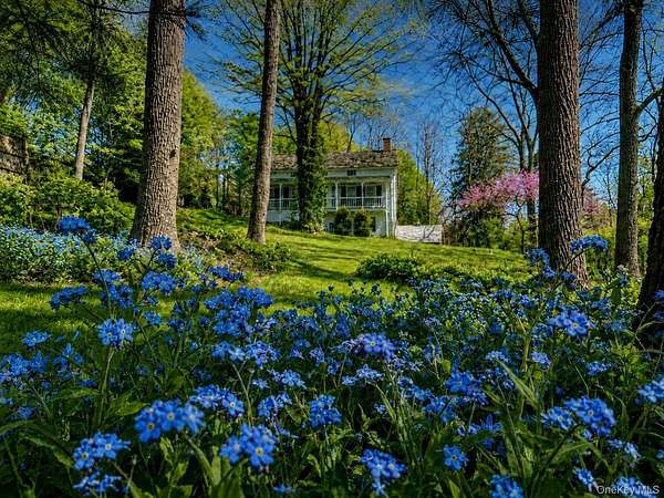 12.2 Acres of Land with Home for Sale in Poughquag, New York
