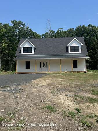6.7 Acres of Land with Home for Sale in Cairo, New York