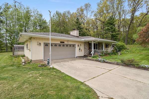 2.65 Acres of Land with Home for Sale in Battle Creek, Michigan