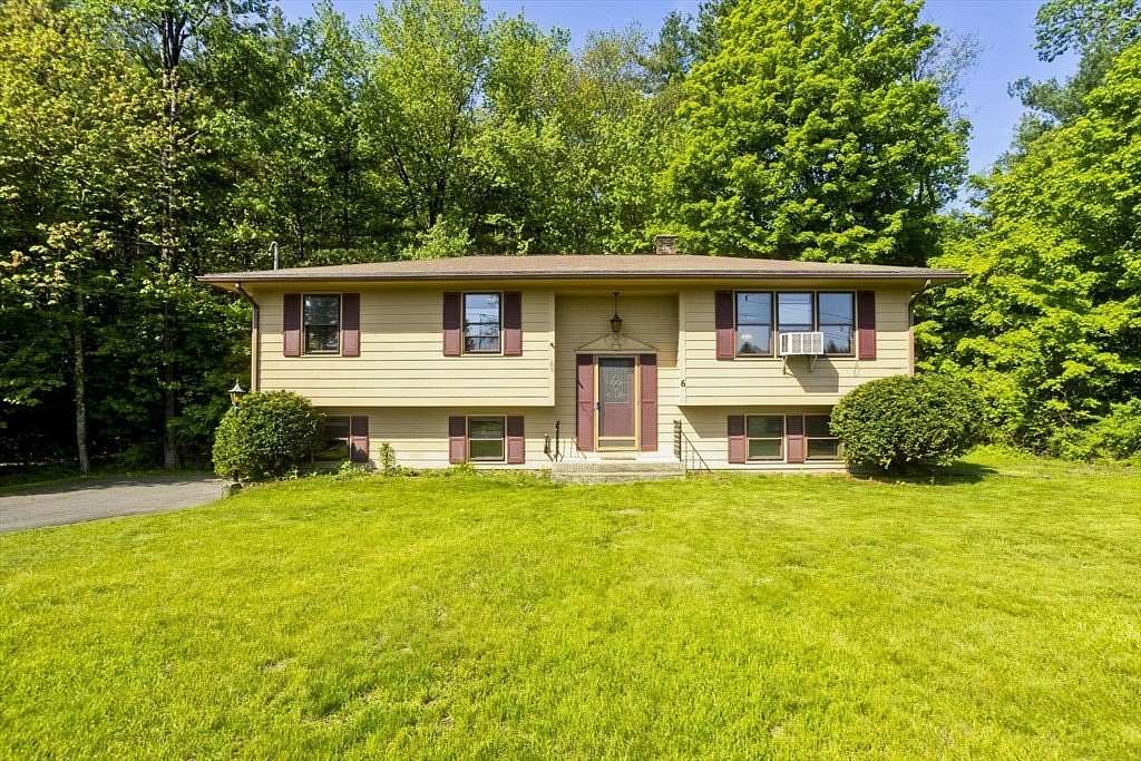 3.4 Acres of Land with Home for Sale in Southampton, Massachusetts