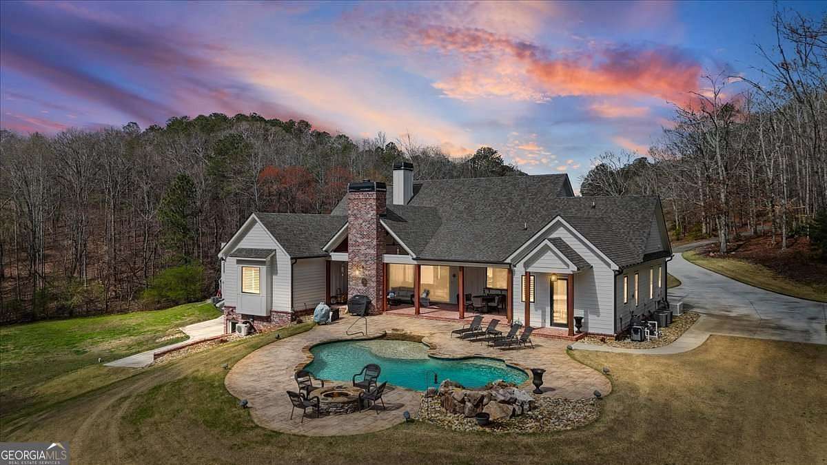 10.4 Acres of Recreational Land with Home for Sale in Canton, Georgia