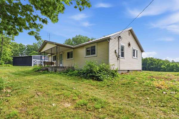 7.68 Acres of Land with Home for Sale in Waynesburg, Kentucky
