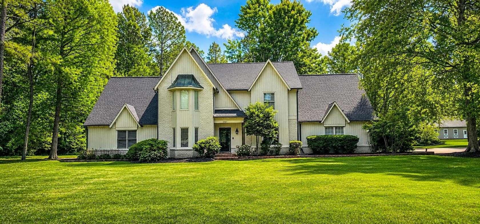 2 Acres of Land with Home for Sale in Collierville, Tennessee