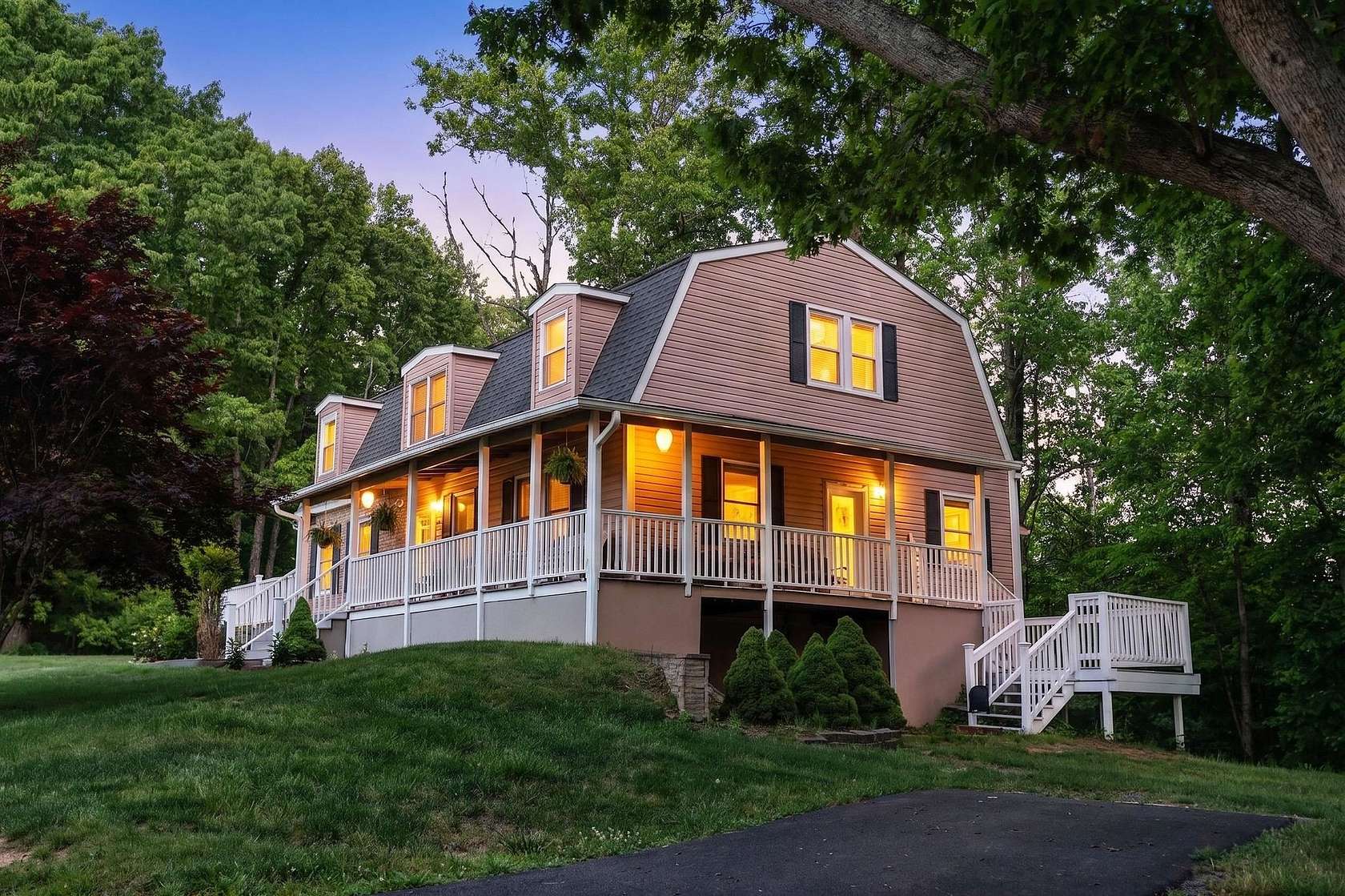 20 Acres of Land with Home for Sale in Middlebrook, Virginia