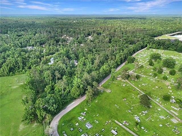 13.2 Acres of Land for Sale in Bogalusa, Louisiana