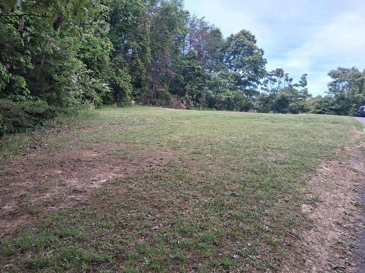 0.95 Acres of Residential Land for Sale in Newport, Tennessee
