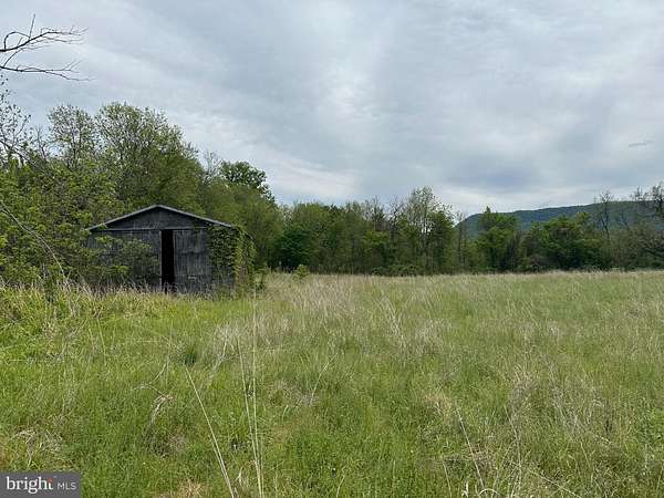 0.91 Acres of Land for Sale in Strasburg, Virginia