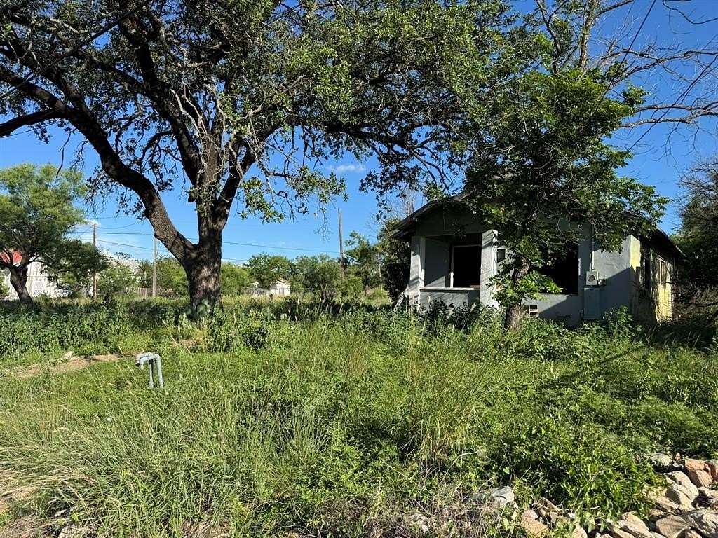 0.25 Acres of Residential Land for Sale in Brady, Texas