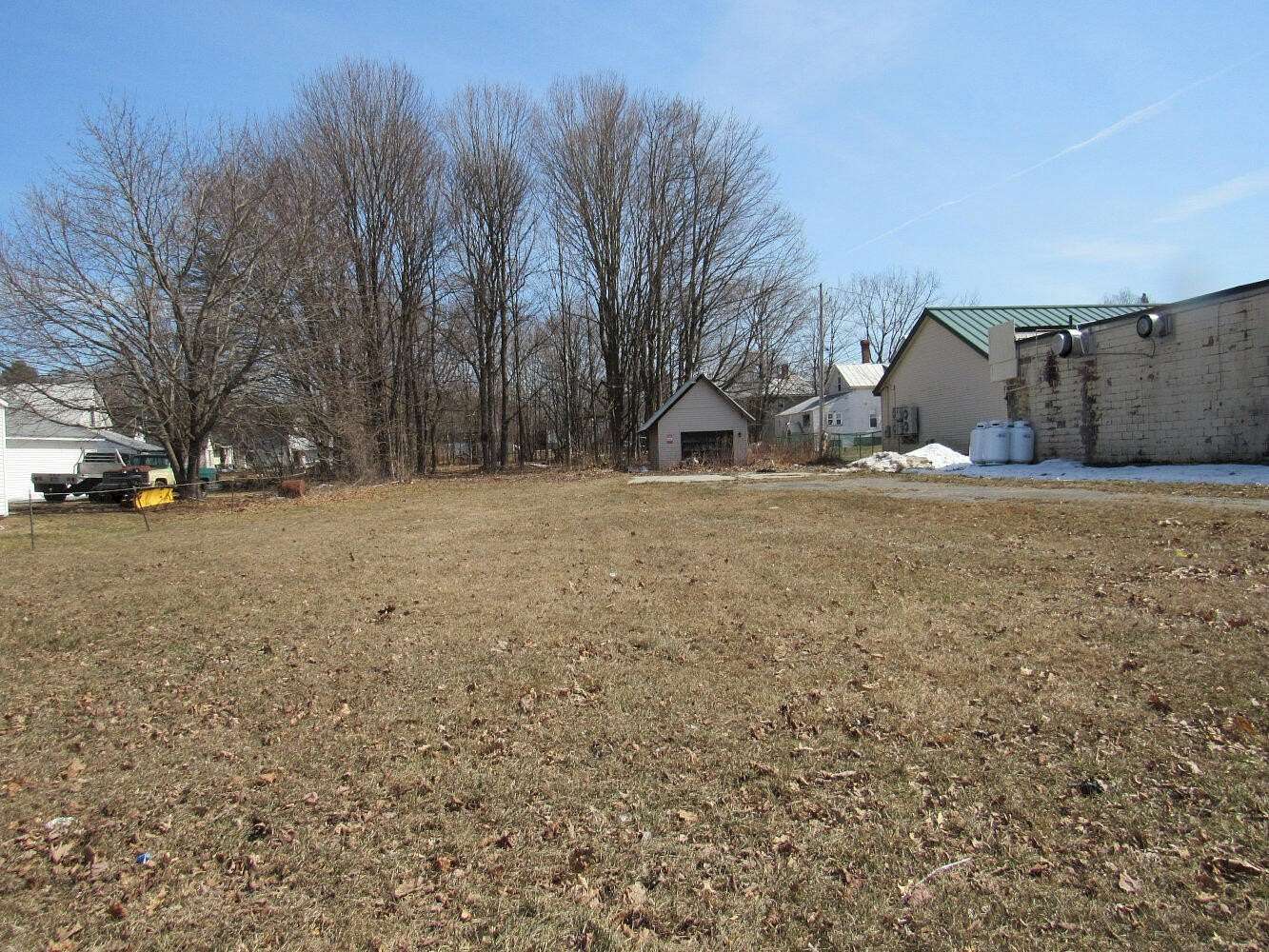 0.42 Acres of Mixed-Use Land for Sale in Madison, Maine