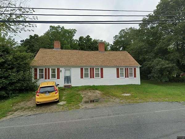 1 Acre of Residential Land for Sale in Westport Town, Massachusetts
