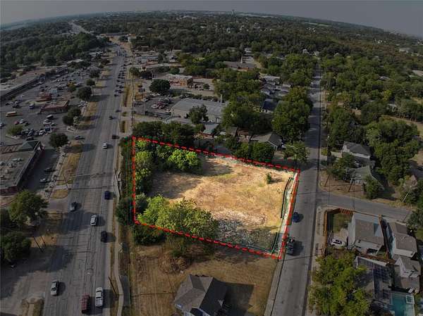 0.84 Acres of Mixed-Use Land for Sale in Austin, Texas