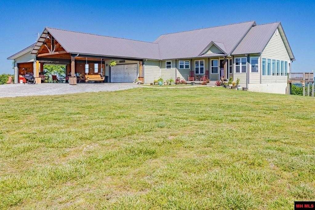 130 Acres of Recreational Land with Home for Sale in Yellville, Arkansas