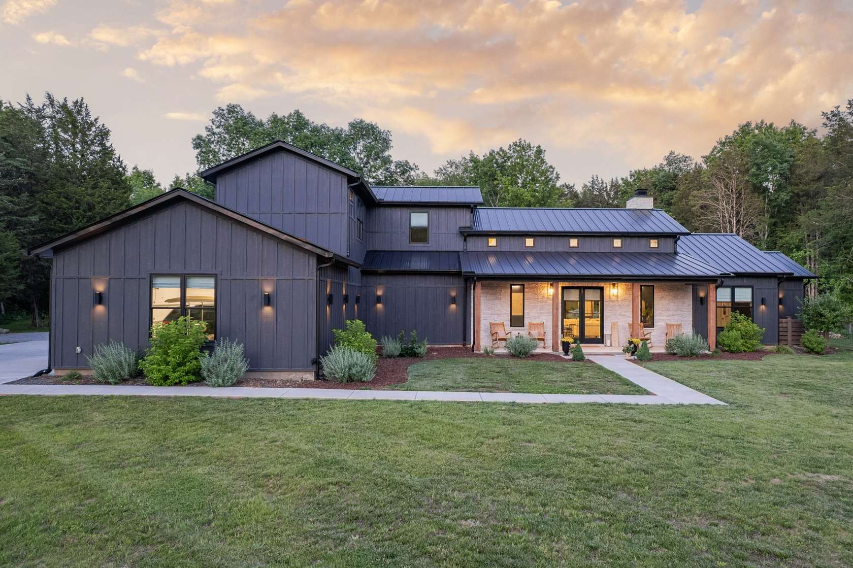 6.8 Acres of Land with Home for Sale in Columbia, Tennessee