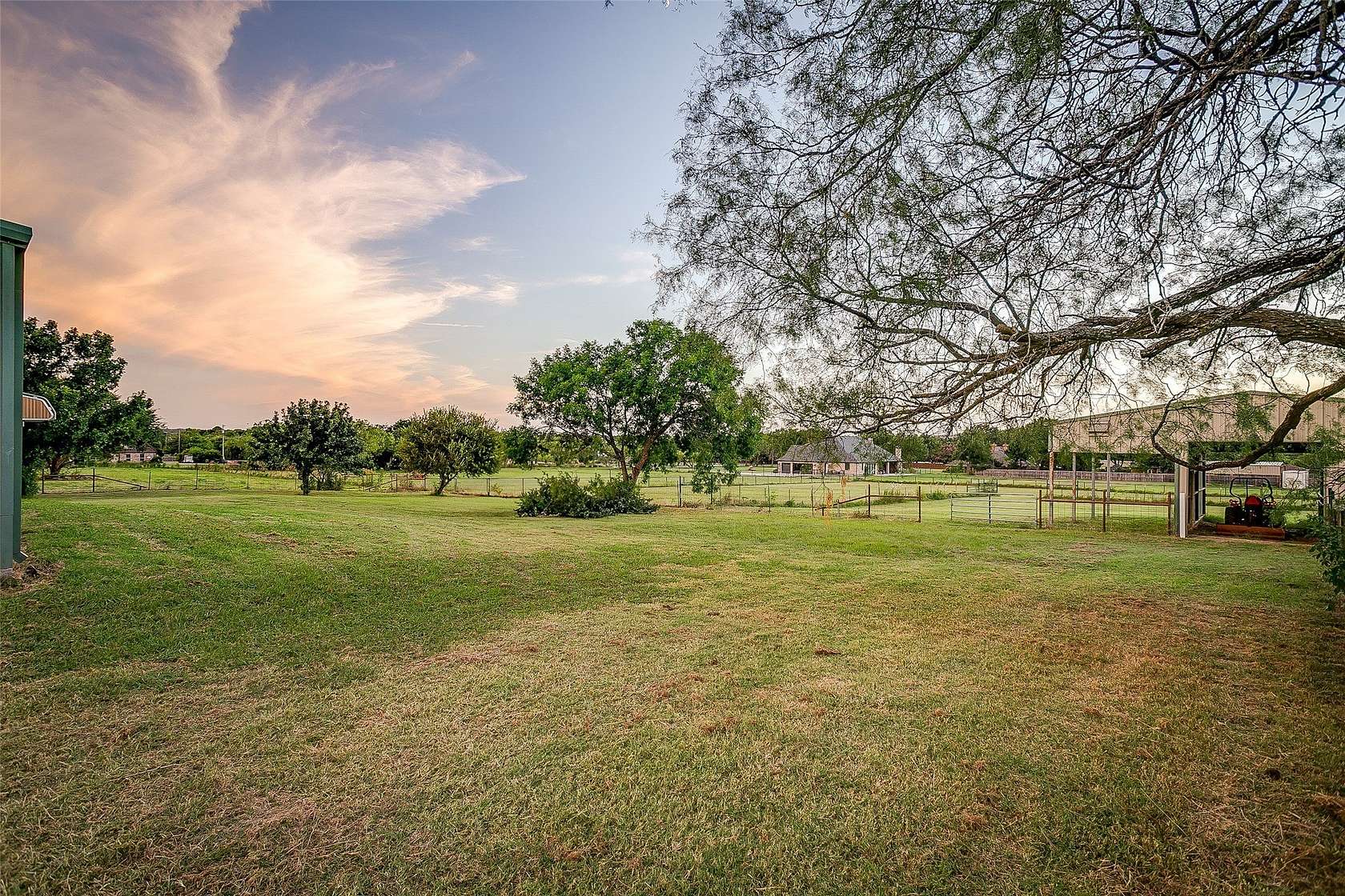 1.38 Acres of Residential Land for Sale in Burleson, Texas