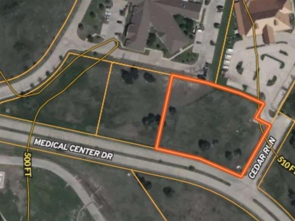 1.58 Acres of Commercial Land for Sale in Ennis, Texas