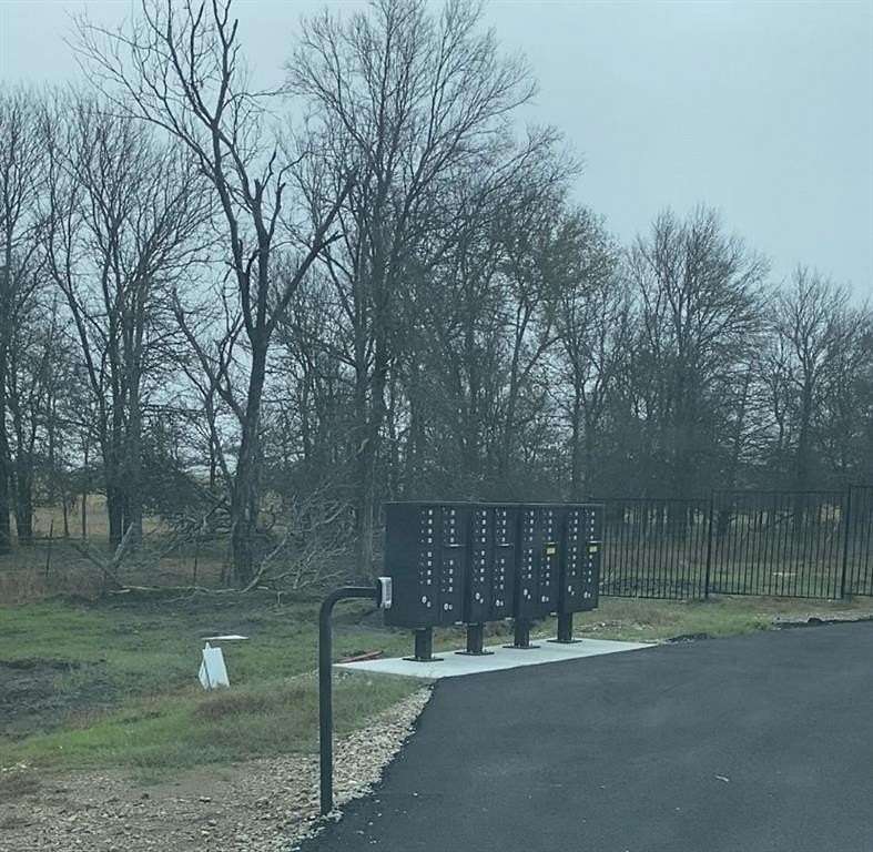 5 Acres of Land for Sale in Wills Point, Texas
