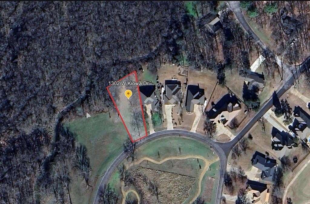 0.4 Acres of Residential Land for Sale in Gainesville, Texas