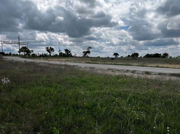 2 Acres of Residential Land for Sale in Itasca, Texas