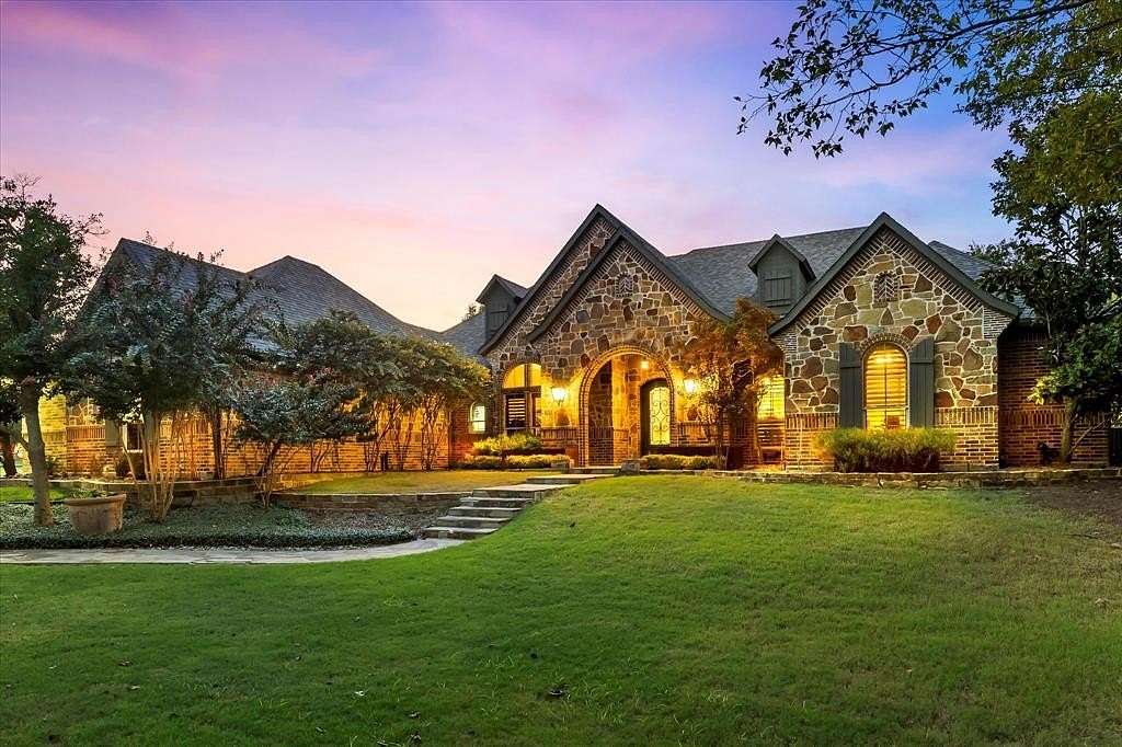 2.39 Acres of Land with Home for Sale in Royse City, Texas
