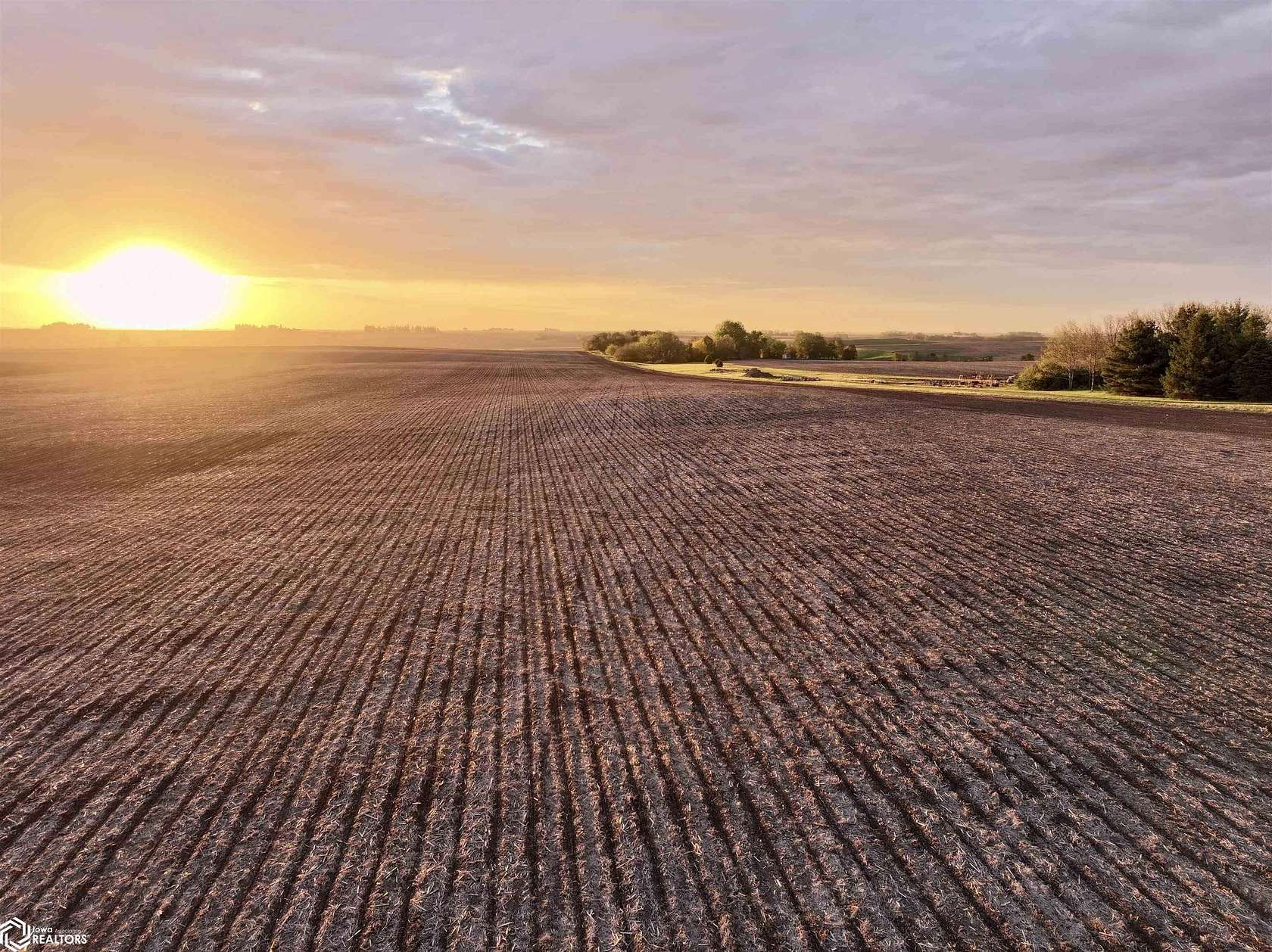 146 Acres of Agricultural Land for Sale in Yale, Iowa