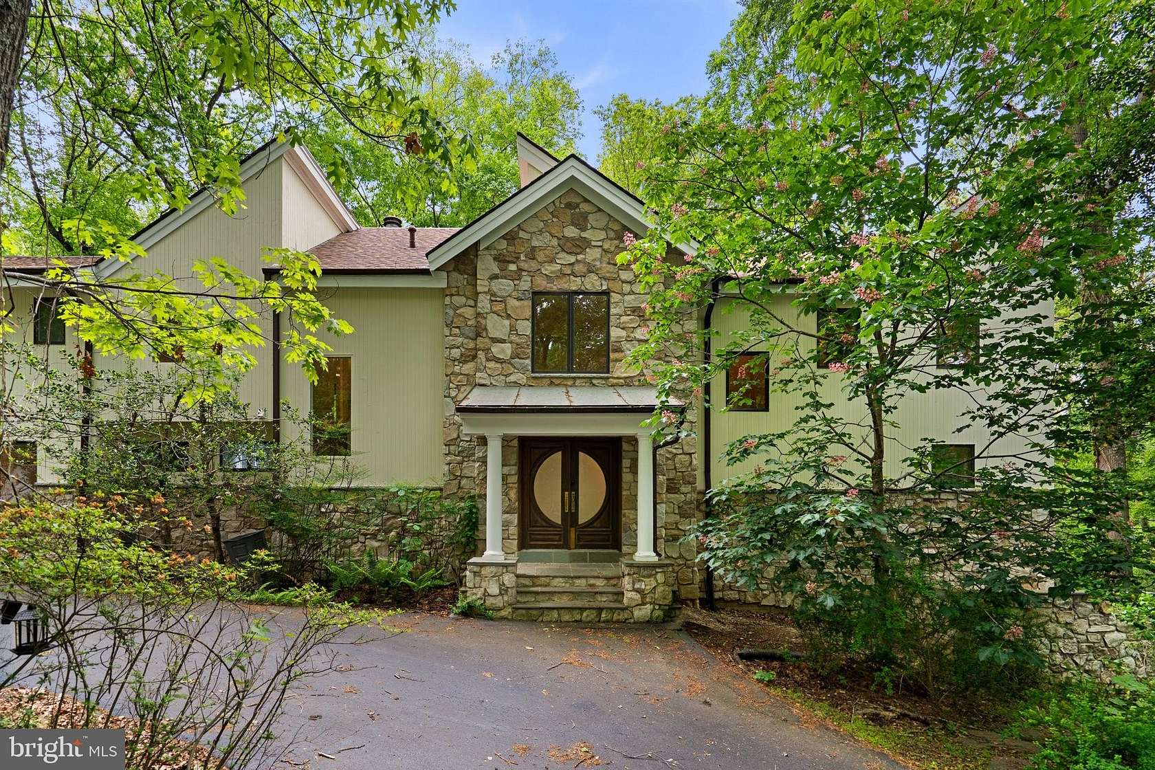 6 Acres of Land with Home for Sale in Great Falls, Virginia
