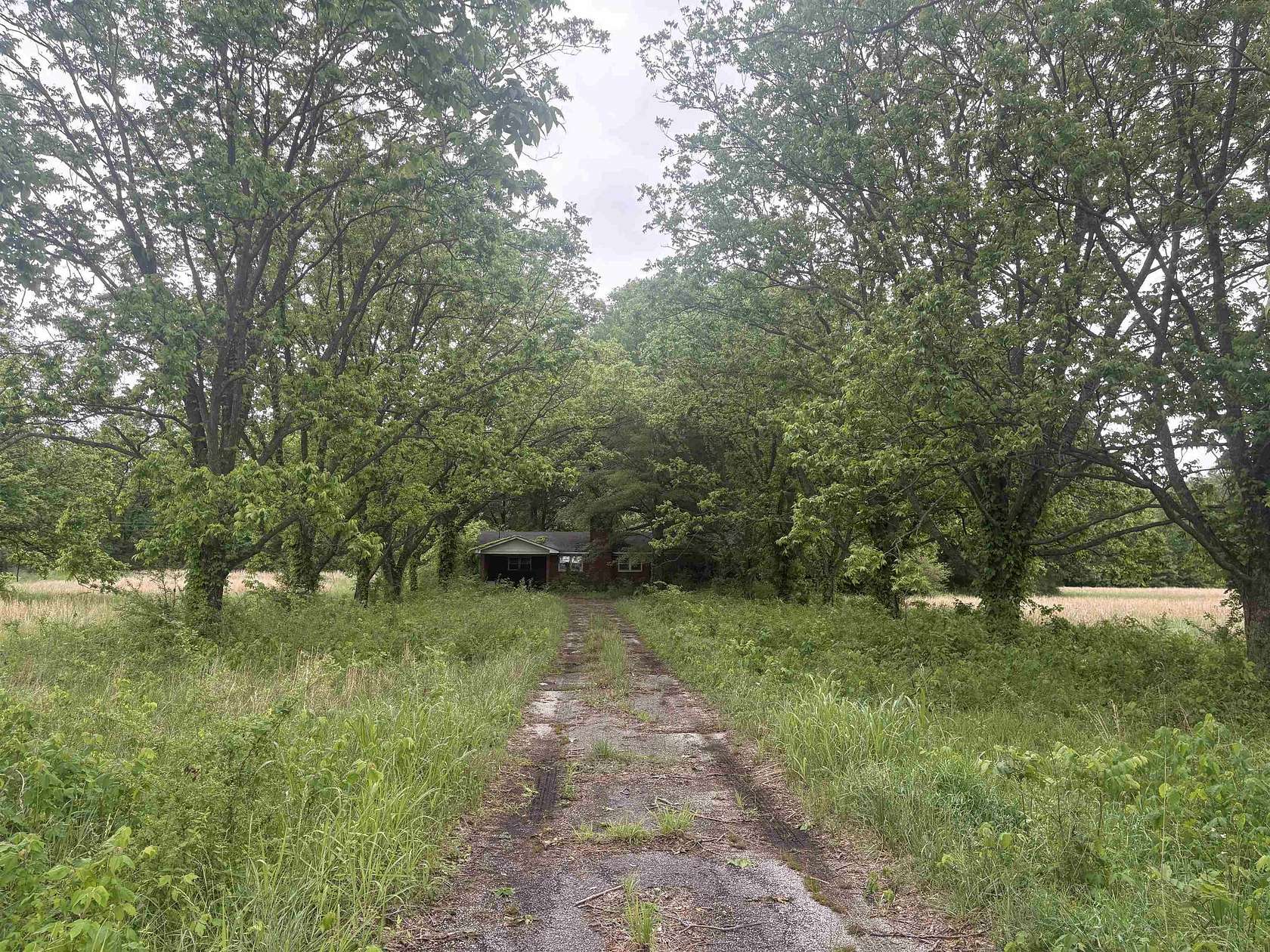 7 Acres of Land with Home for Sale in Covington, Tennessee