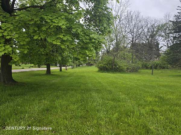1 Acre of Residential Land for Sale in Flint, Michigan