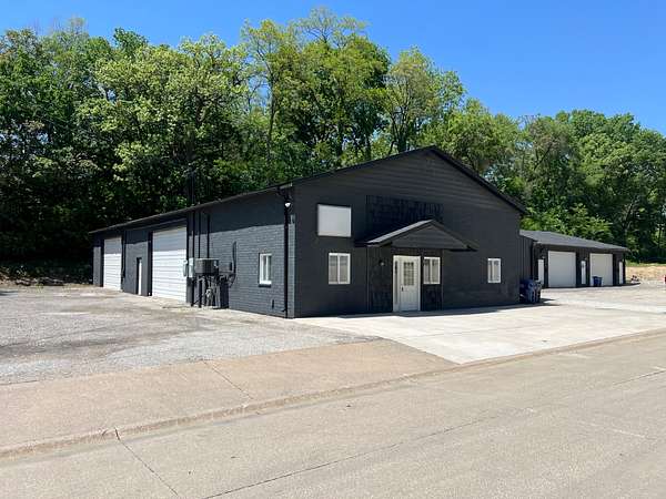 1.73 Acres of Commercial Land for Lease in Bettendorf, Iowa