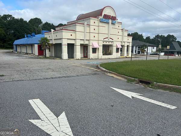 2.49 Acres of Improved Commercial Land for Sale in Griffin, Georgia