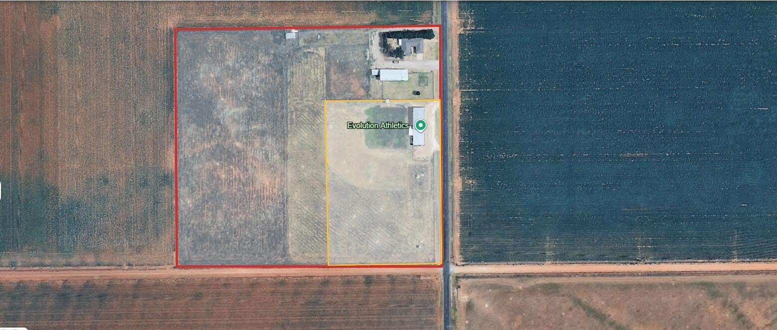 6 Acres of Improved Commercial Land for Sale in Slaton, Texas