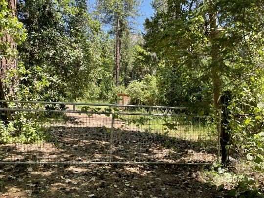 2.5 Acres of Residential Land for Sale in Junction City, California