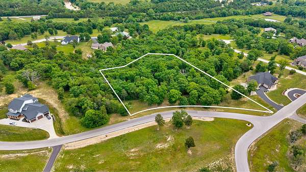 1.68 Acres of Residential Land for Sale in Saddlebrooke, Missouri