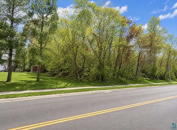 0.36 Acres of Residential Land for Sale in Duluth, Minnesota