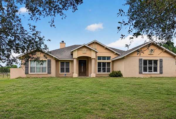 10 Acres of Land with Home for Sale in Dunnellon, Florida