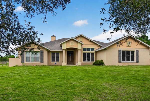 10 Acres of Land with Home for Sale in Dunnellon, Florida