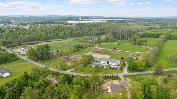 17.7 Acres of Land with Home for Sale in Amsterdam, New York