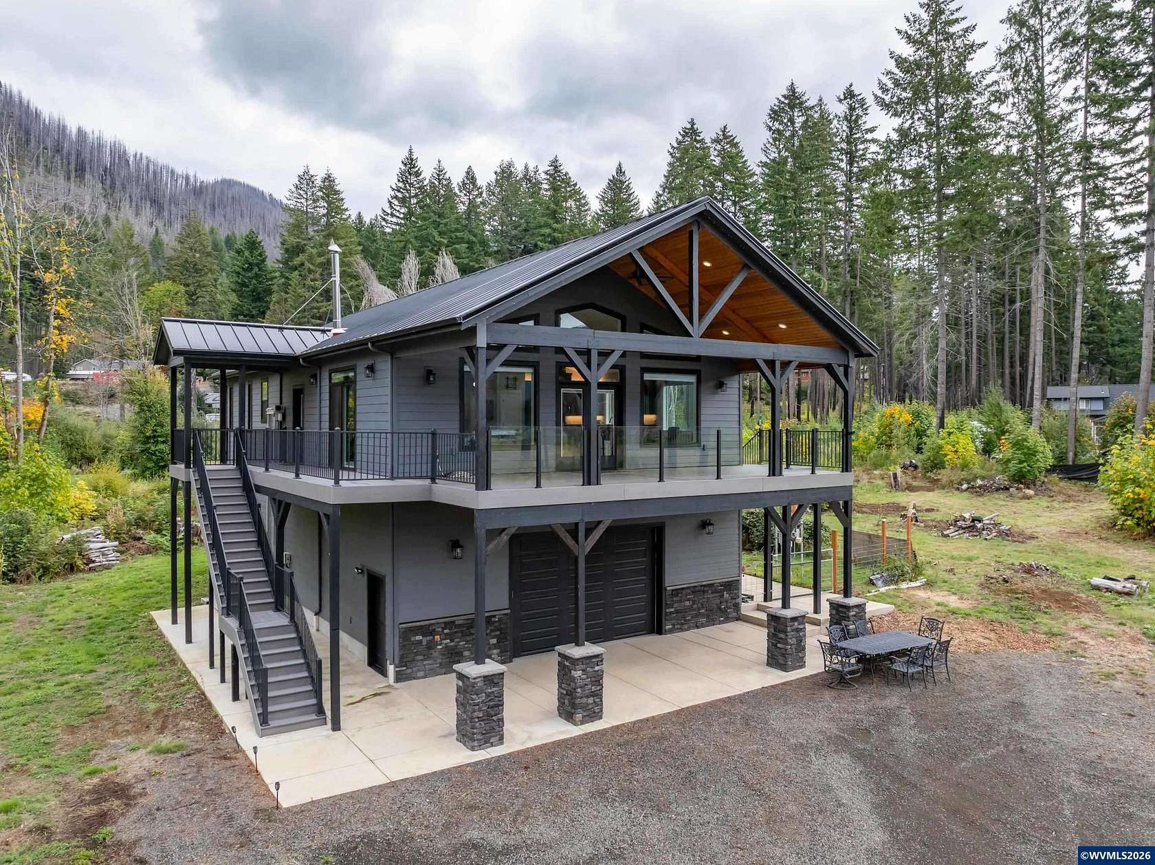 2 Acres of Land with Home for Sale in Detroit, Oregon