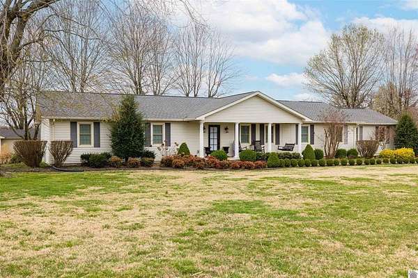 4.22 Acres of Land with Home for Sale in Mayfield, Kentucky
