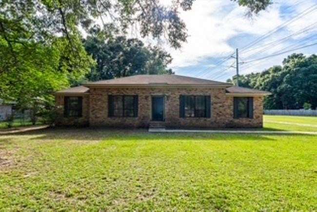 1.7 Acres of Land with Home for Sale in Mobile, Alabama
