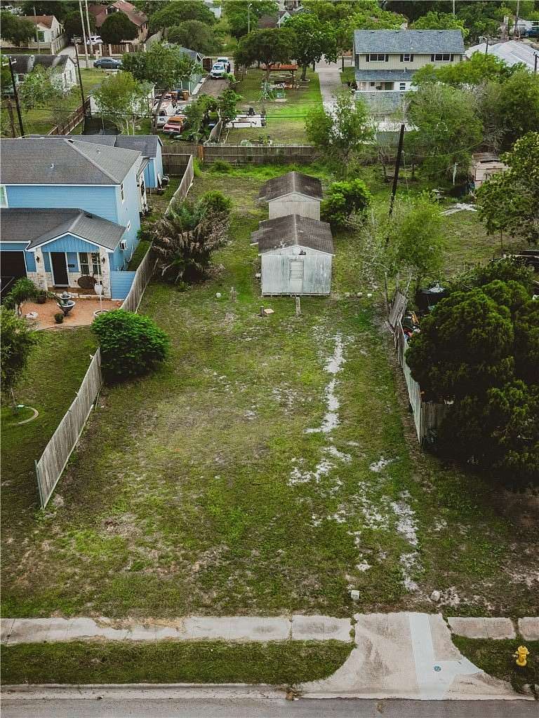 0.23 Acres of Mixed-Use Land for Sale in Corpus Christi, Texas