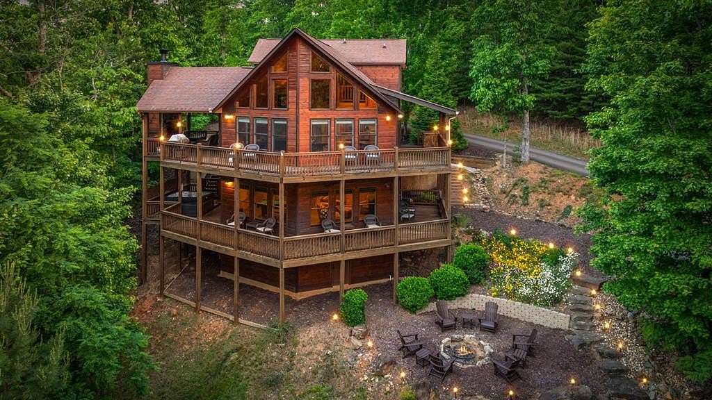 2 Acres of Land with Home for Sale in Blue Ridge, Georgia