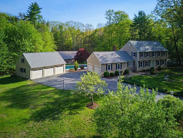 2 Acres of Land with Home for Sale in Brentwood, New Hampshire
