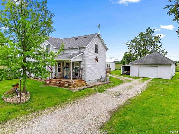 3.5 Acres of Land with Home for Sale in Speer, Illinois