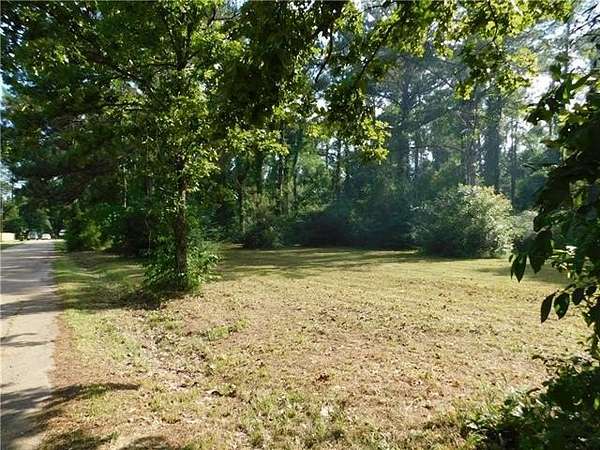 4 Acres of Land with Home for Sale in Albany, Louisiana