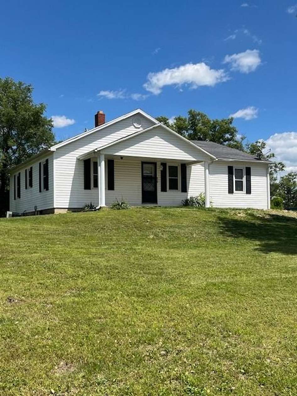60 Acres of Land with Home for Sale in Linn, Missouri