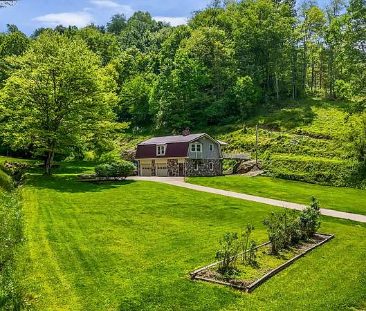 28.8 Acres of Recreational Land with Home for Sale in New Concord, Ohio